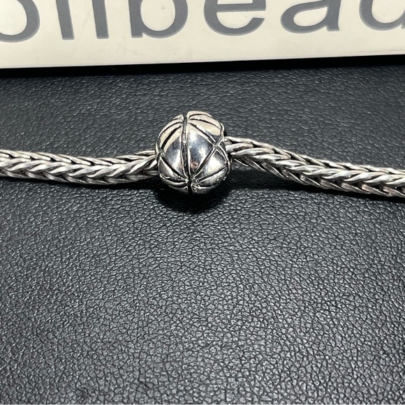 Trollbeads Retired Pentanque Bead - Picture 5 of 8